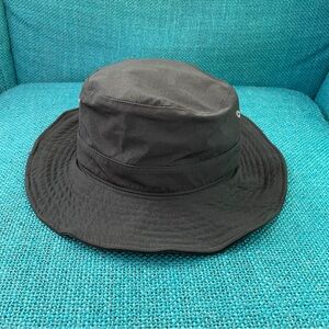 Uniqlo Nylon Bucket Hat